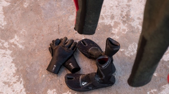 drying wetsuit gloves and hoodies